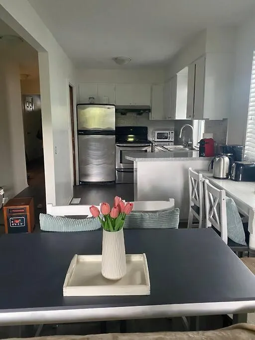 Tatil Evi 4 Bedroom Upper Level Kits Home Vancouver Kanada