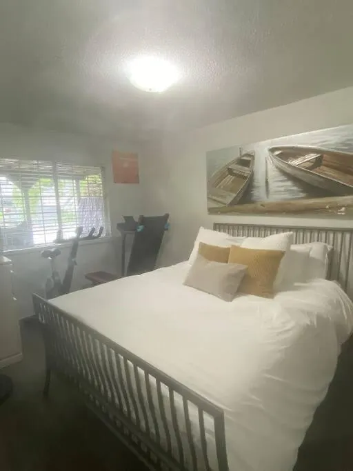 Nyaraló 4 Bedroom Upper Level Kits Home Vancouver