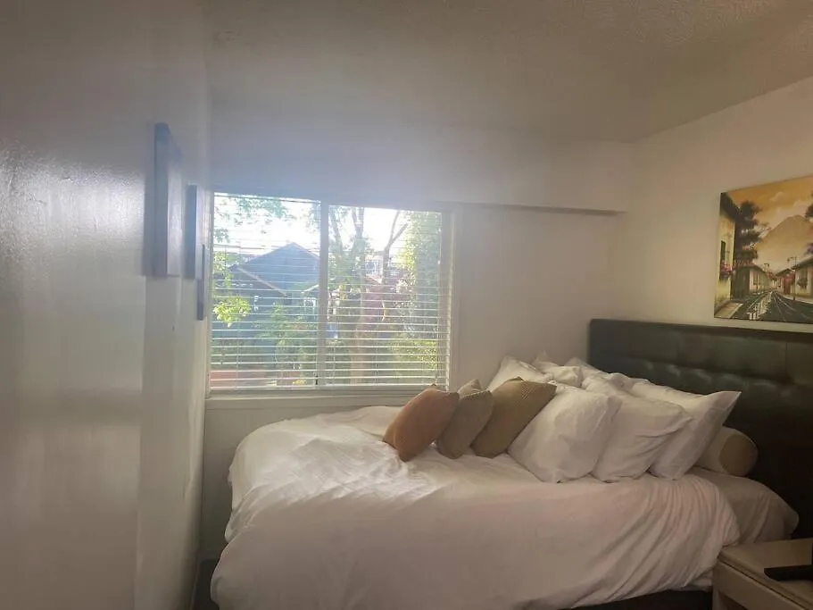 4 Bedroom Upper Level Kits Home Vancouver Kanada